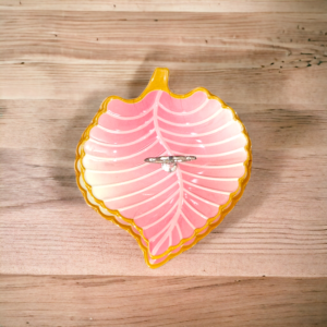 Layered Leaf Stand Pink